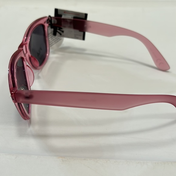 Fila Sport Sunglasses - Picture 2 of 2